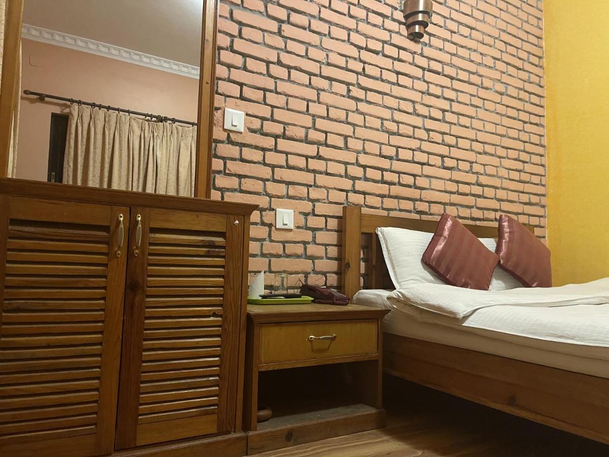 Hotel Valley View Inn Nagarkot Dış mekan fotoğraf